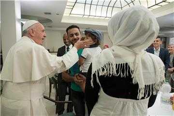 VATICAN POPE FRANCIS REFUGEES