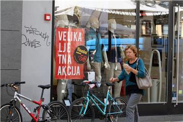 Ljetne rasprodaje u Zagrebačkim izlozima