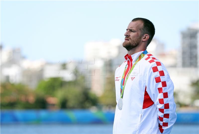 Croatian rower Damir Martin wins silver in men's single sculls in Rio de Janeiro