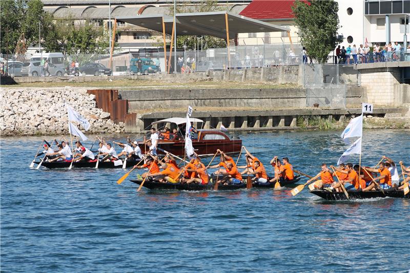 Počeo 19. Maraton lađa od Metkovića do Ploča