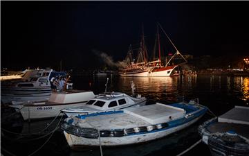 U omiškoj gradskoj luci 10. Gusarska bitka