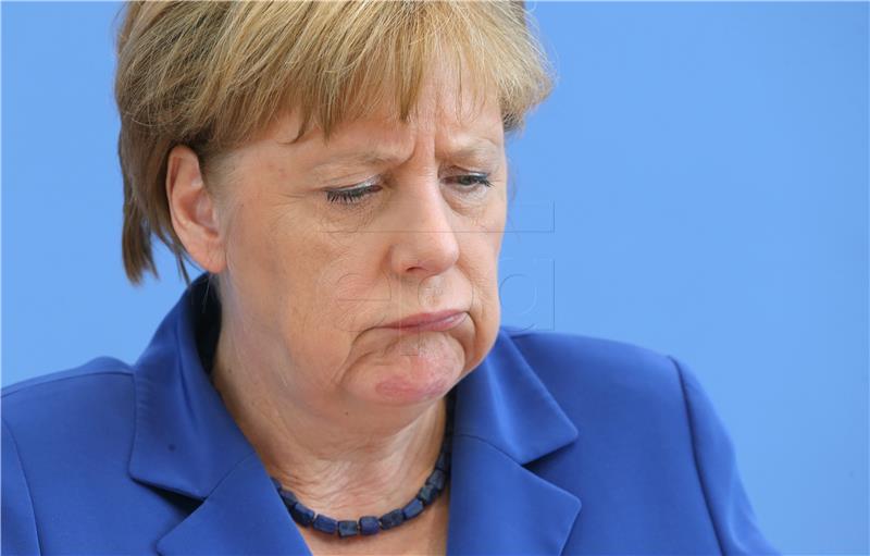 Merkel ne vidi razloge za ukidanje sankcija protiv Rusije