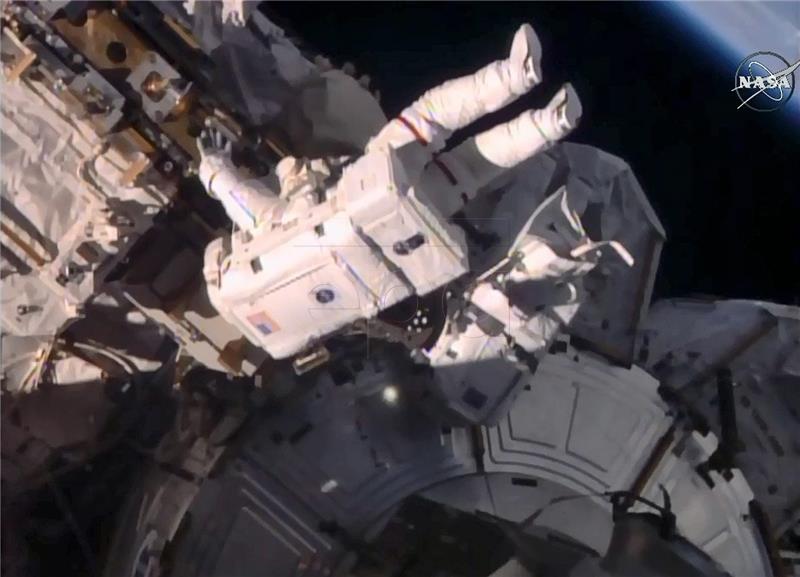 SPACE SCIENCE NASA SPACEWALK