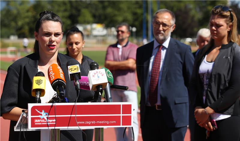 Milan Bandić i Ivana Brkljačić obišli stadion Mladosti na Savi