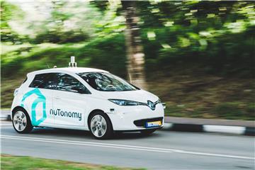 SINGAPORE ECONOMY DRIVERLESS TAXIS