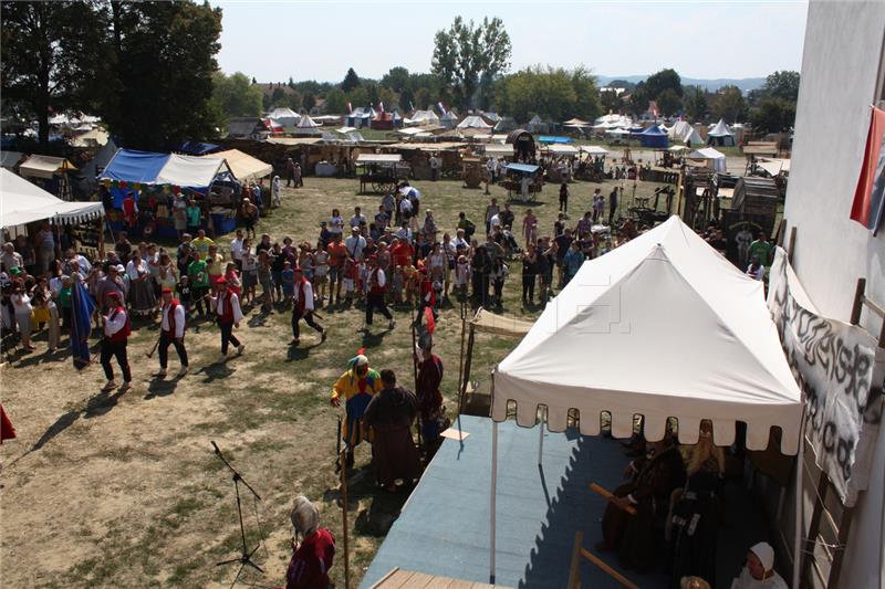 Renesansni festival na koprivničkim bedemima okupio brojne europske vitezove