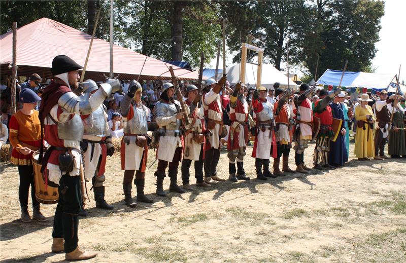 Renesansni festival na koprivničkim bedemima okupio brojne europske vitezove