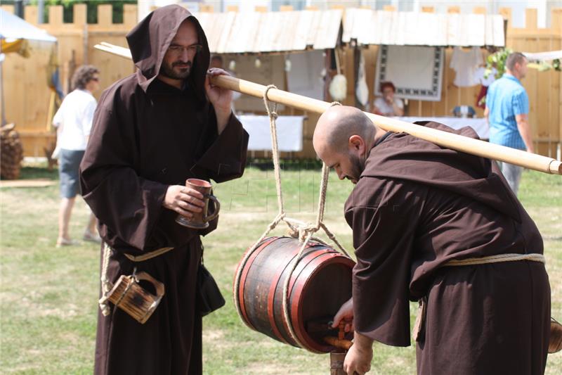 Renesansni festival na koprivničkim bedemima okupio brojne europske vitezove