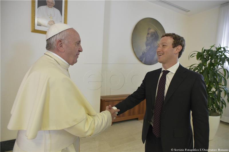 VATICAN FACEBOOK