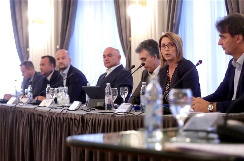 Pre-election panel on Croatia's export competitiveness