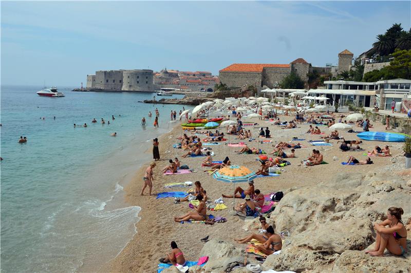 Dubrovnik: Turisti na plaži Banje