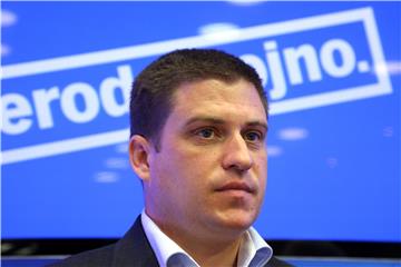 Konferencija za novinare o prometnim projektima na kopnu i otocima u izbornom programu HDZ-a