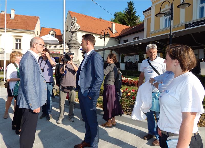 Petrov u pratnji Mostovih kandidata u III. izbornoj jedinici posjetio Krapinu