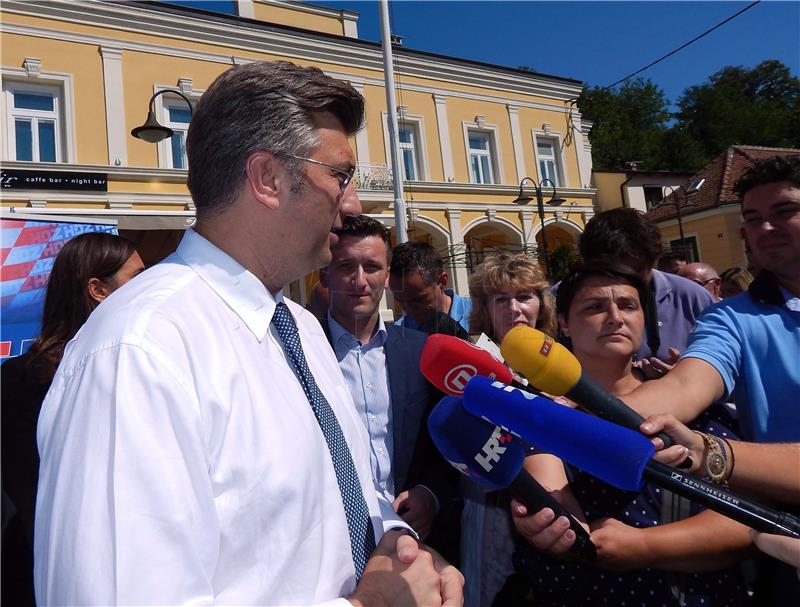 IZBORI 2016. Plenković: Očuvati interese u INA-i kao nacionalnoj naftnoj kompaniji