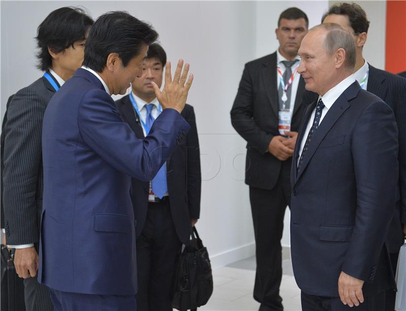 Putin i Abe izrazili novu odlučnost da riješe spor oko otoka 