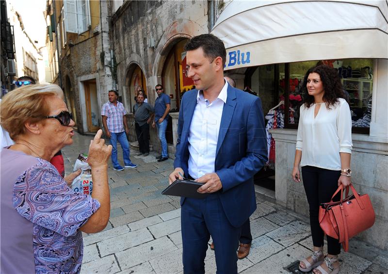 Split: Konferencija za medije Petrova i kandidata Mosta u X. izbornoj jedinici