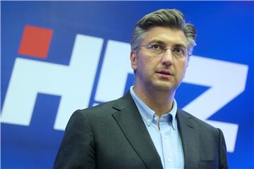 IZBORI 2016. Plenković "neuspješnim spinom" nazvao izjednačavanje njega i Karamarka