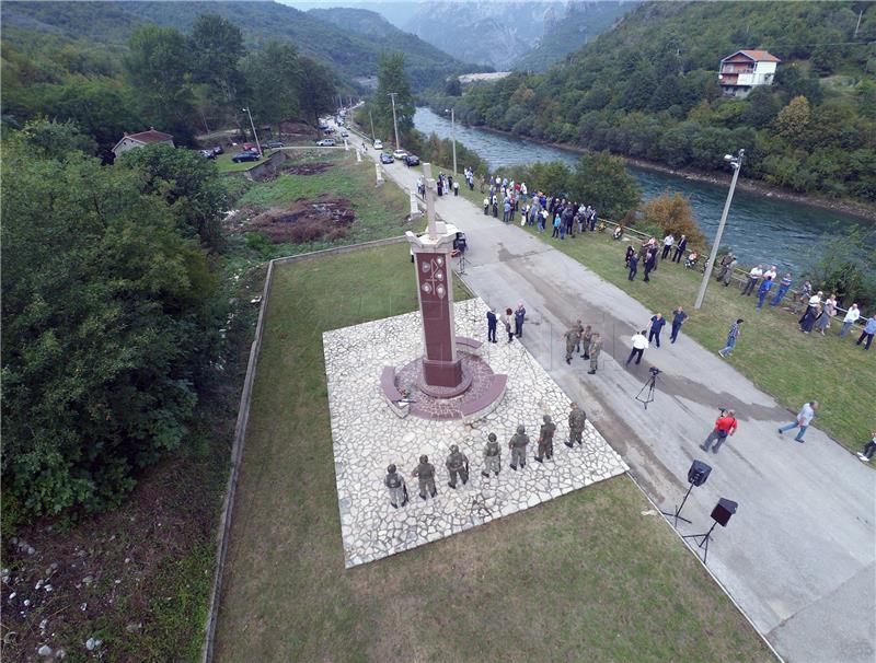 Traže se tijela još 17 Hrvata ubijenih u masakru bošnjačke Armije BiH u Grabovici