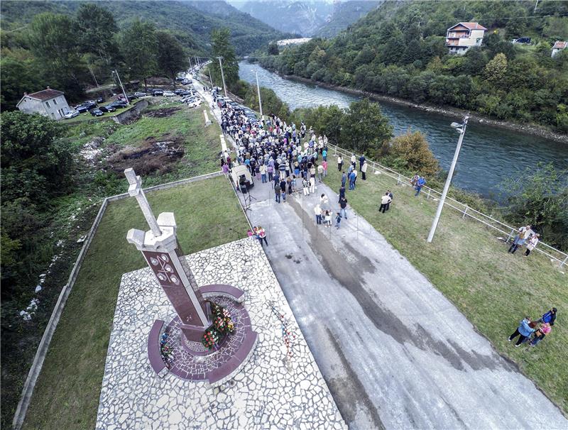 Traže se tijela još 17 Hrvata ubijenih u masakru bošnjačke Armije BiH u Grabovici