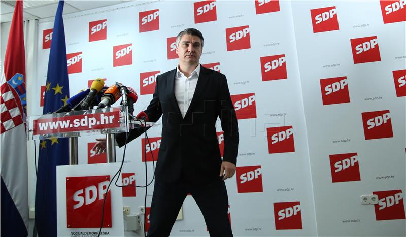 Milanovic announces withdrawal as SDP chief