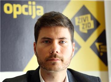 Pernar odbija poziv policije na obavijesni razgovor te se poziva na zastupnički imunitet