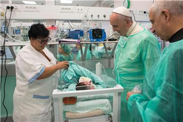 ITALY RELIGION POPE HOSPITAL VISIT