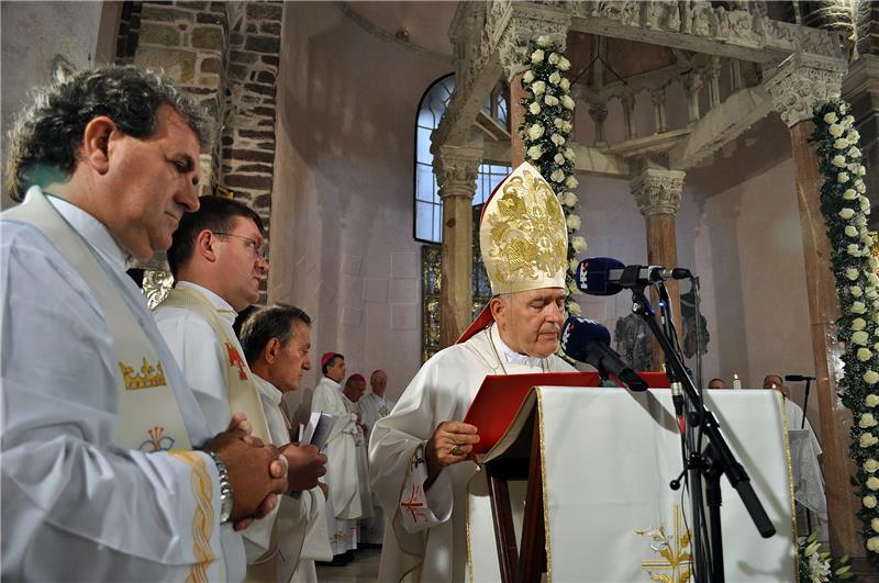 Kotorska biskupija obilježila 850 godina posvete katedrale svetog Tripuna