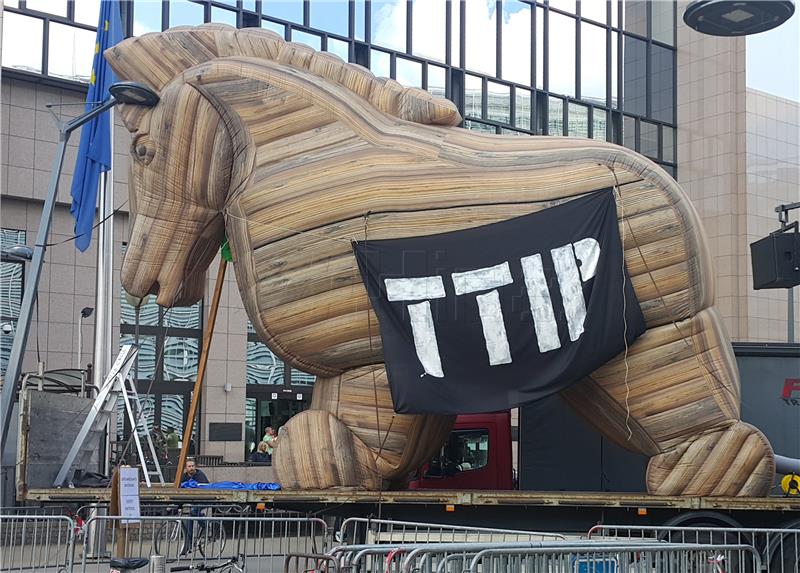 Bruxelles: Prosvjed protiv TTIP-a i CETA-e