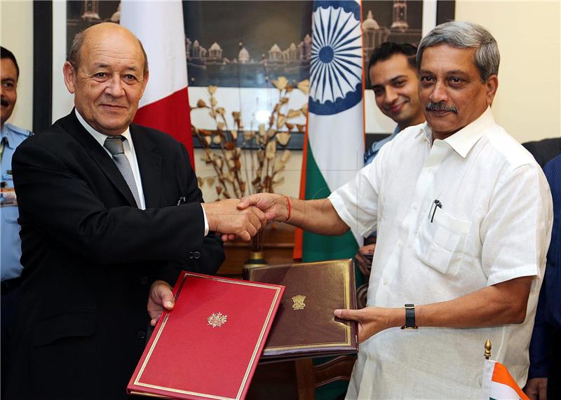 INDIA FRANCE SIGNED DEAL FOR FIGHTER JETS