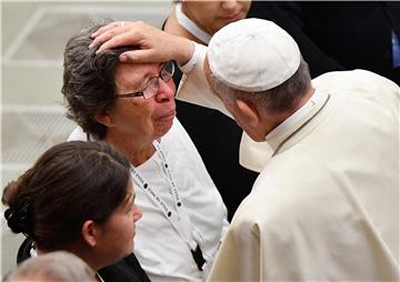 VATICAN POPE AUDIENCE WITH FAMILY OF NICE TERROR ATTACK VICTIMS