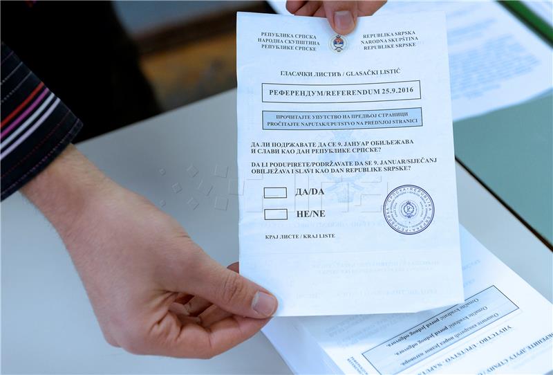 BiH: Od 7 sati otvorena glasačka mjesta za neustavni referendum u Republici Srpskoj 