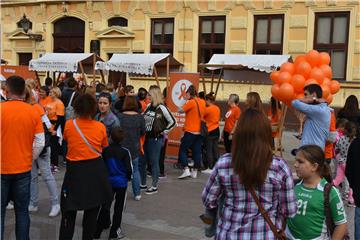 Više od tisuću sudionika na 1. slavonskom MS Walk-u u Vinkovcima