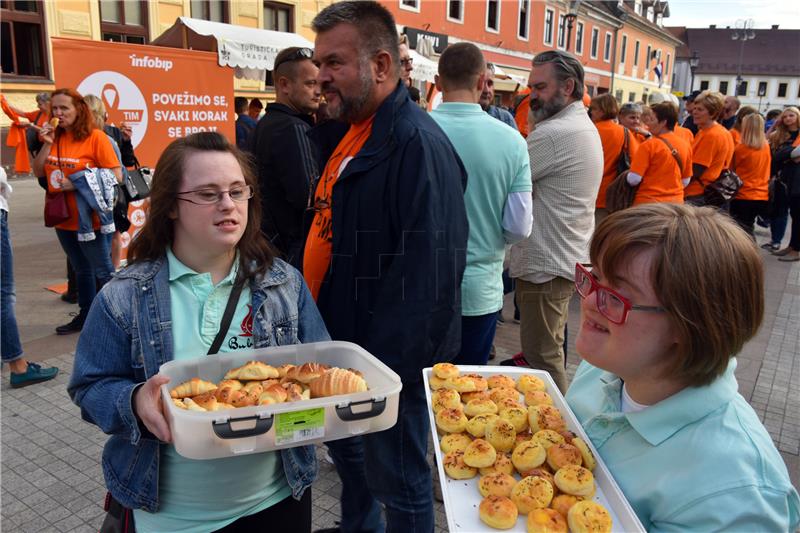 Više od tisuću sudionika na 1. slavonskom MS Walk-u u Vinkovcima