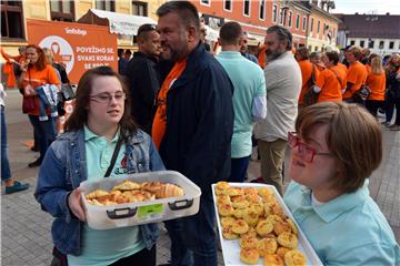 Više od tisuću sudionika na 1. slavonskom MS Walk-u u Vinkovcima