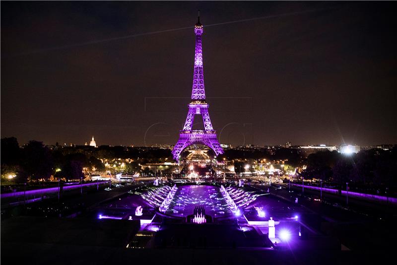 FRANCE PINK OCTOBER