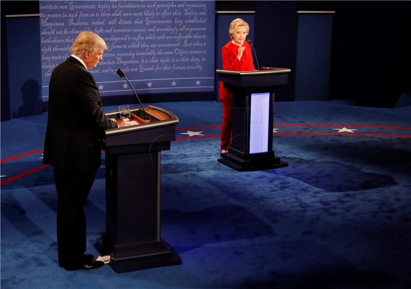 Analiza debate: Clinton pobjednica, Trump prisiljen na defanzivu