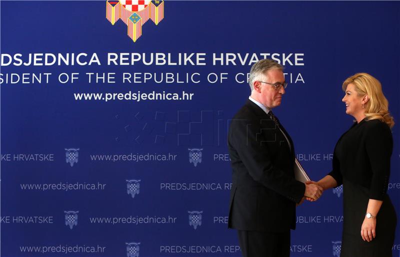 Predsjednik DIP-a predao predsjednici Grabar - Kitarović službene rezultate parlamentarnih izbora