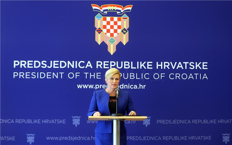 Obraćanje Predsjednice Grabar-Kitarović nakon konzultacija