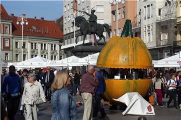  "Kupujmo hrvatsko" na Trgu bana Jelačića