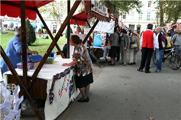 Gerontološki tulum na zagrebačkom Zrinjevcu 