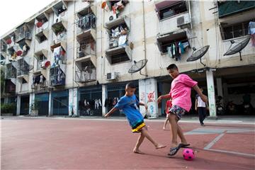 THAILAND SOCCER ASYMMETRICAL PITCH