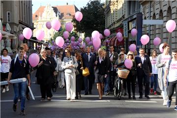 Obilježen Dan ružičaste vrpce posvećen prevenciji raka dojke