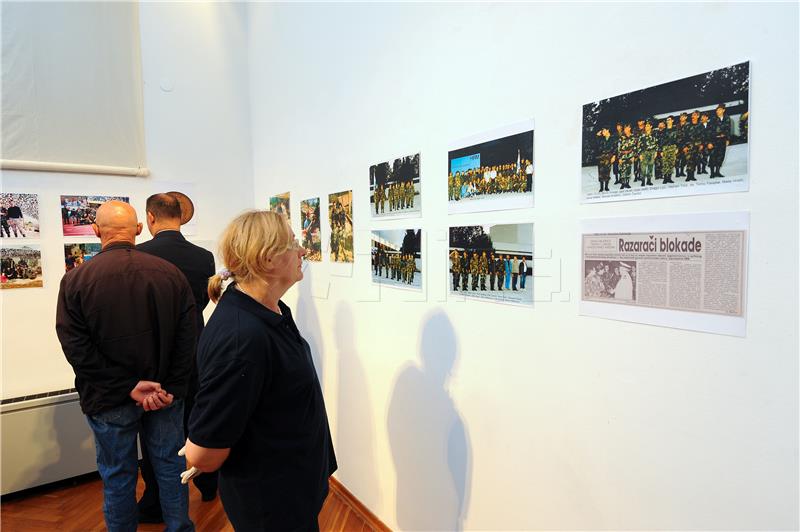 Izložba fotografija u povodu 25. obljetnice formiranja 1. Obalno tehničke bitnice "Kašjuni" i pogibije Josipa Vranića