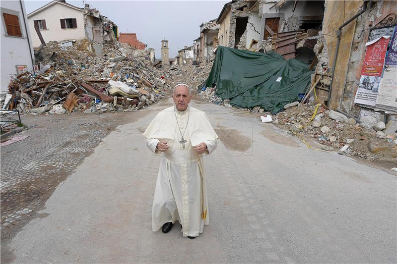 ITALY POPE FRANCIS VISITS EARTHQUAKE HIT AMATRICE