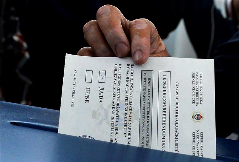 Bosnian prosecution expanding probe into illegal Serb referendum