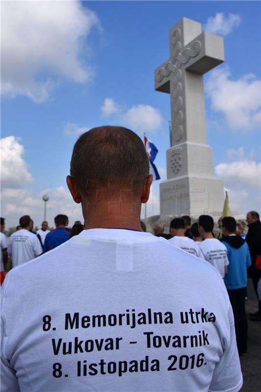 Vukovar: Utrka u povodu Dana neovisnosti i obljetnice smrti vlč. Ivana Burika