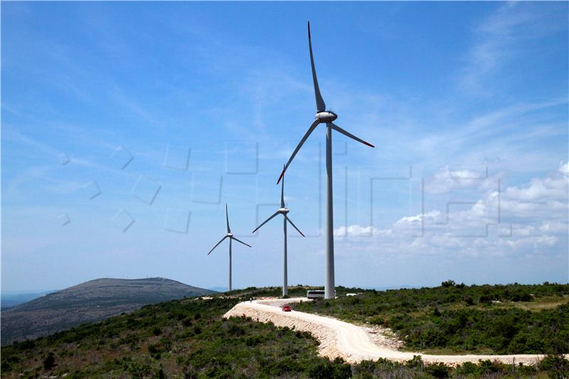 Ulaganja u čistu energiju u trećem tromjesečju na najnižoj razini od 2013. - istraživanje