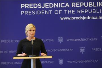 Predsjednica Grabar-Kitarović dala mandat Andreju Plenkoviću