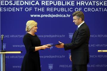 Predsjednica Grabar-Kitarović dala mandat Andreju Plenkoviću