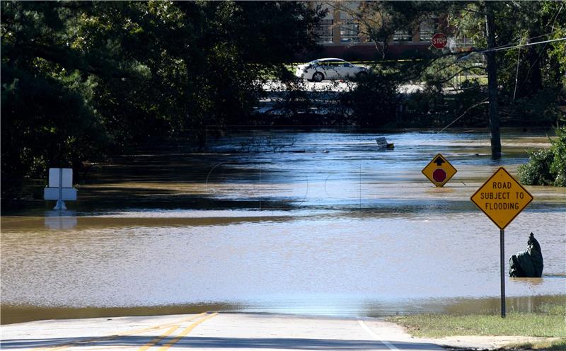 Velike poplave u Sjevernoj Karolini nakon uragana Matthewa